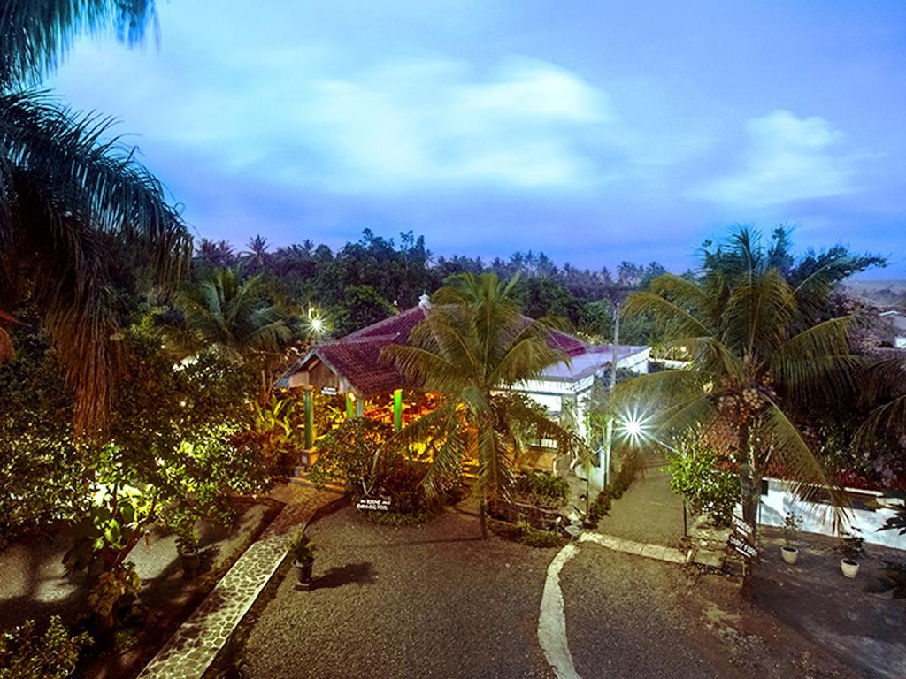 Margo Utomo Eco Resort Kalibaru Exteriör bild